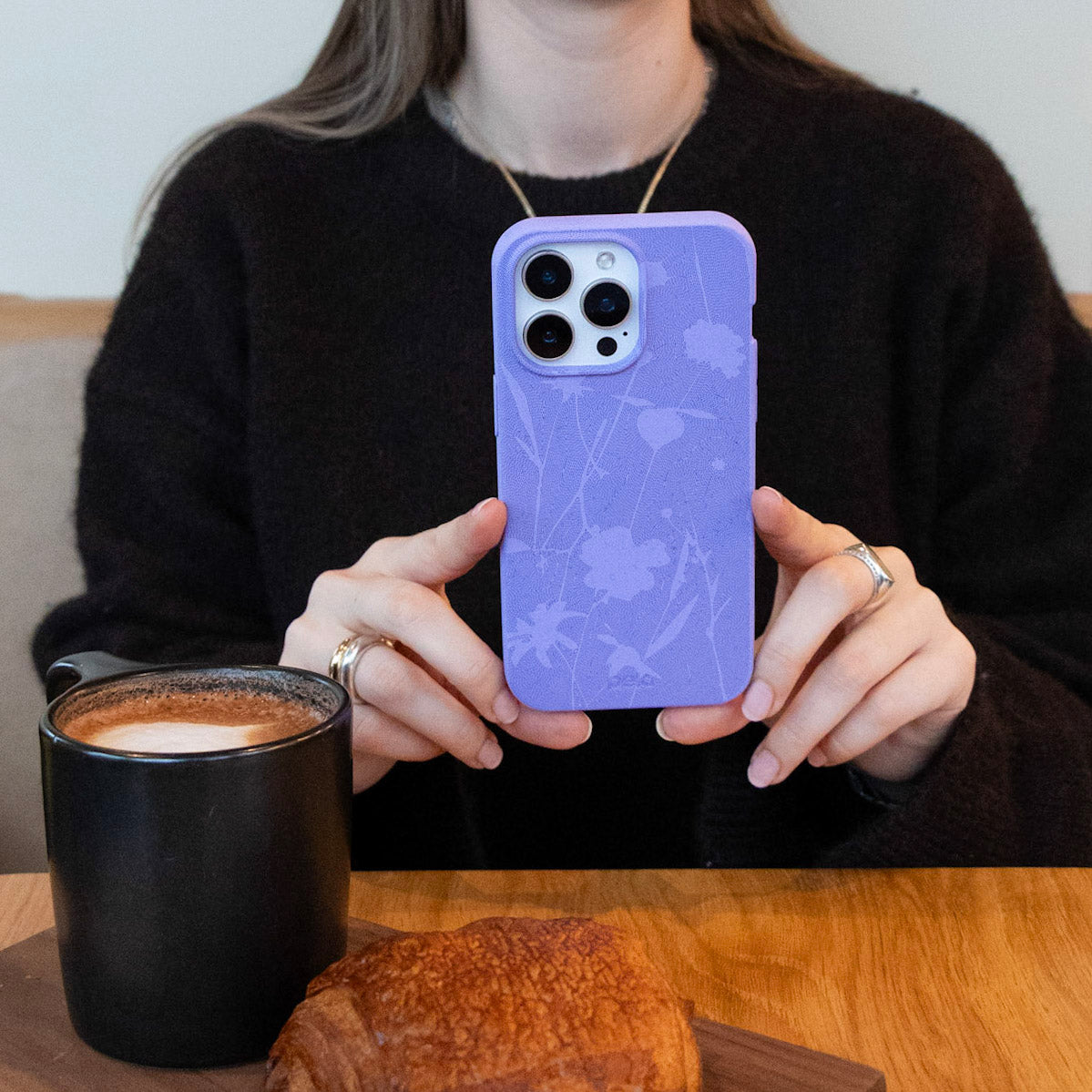 Lavender Wildflower Stitching Samsung Galaxy S26 Case
