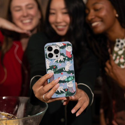 Powder Blue Christmas Kittens Google Pixel 10/10 Pro Case