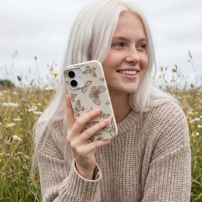 London Fog Delicate Flutters iPhone 17 Pro Case