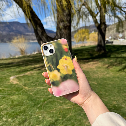 Seashell Full Bloom iPhone 17 Pro Case