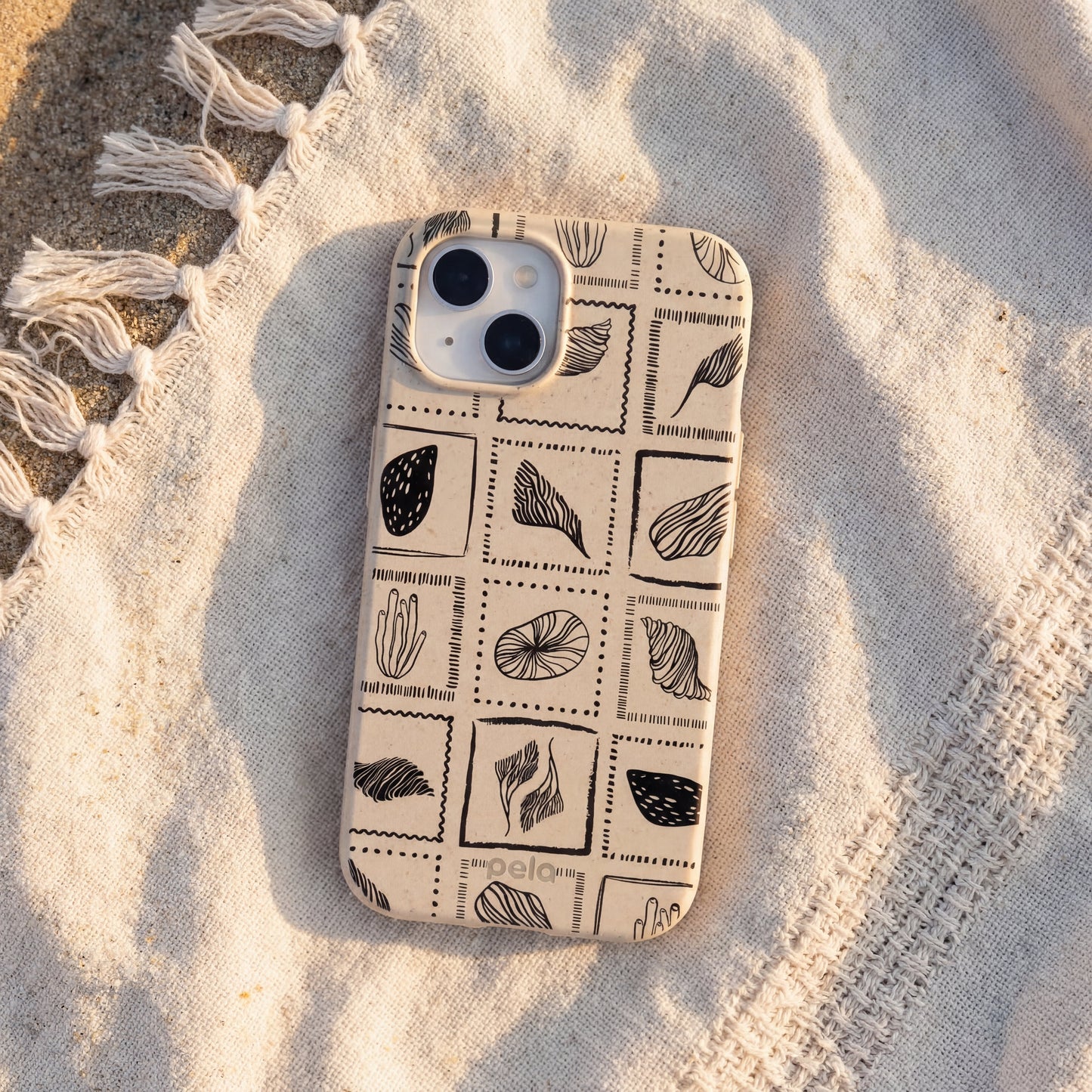 London Fog Coral Tiles iPhone 17 Pro Case