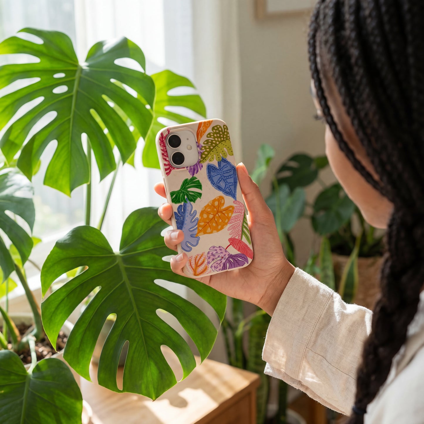 Seashell Tropical Cheer iPhone 17 Case