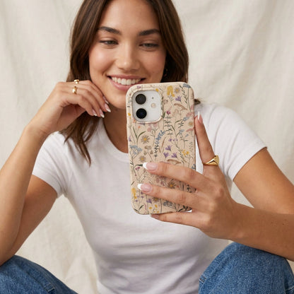 Seashell Dusty Petals iPhone 17 Air Case