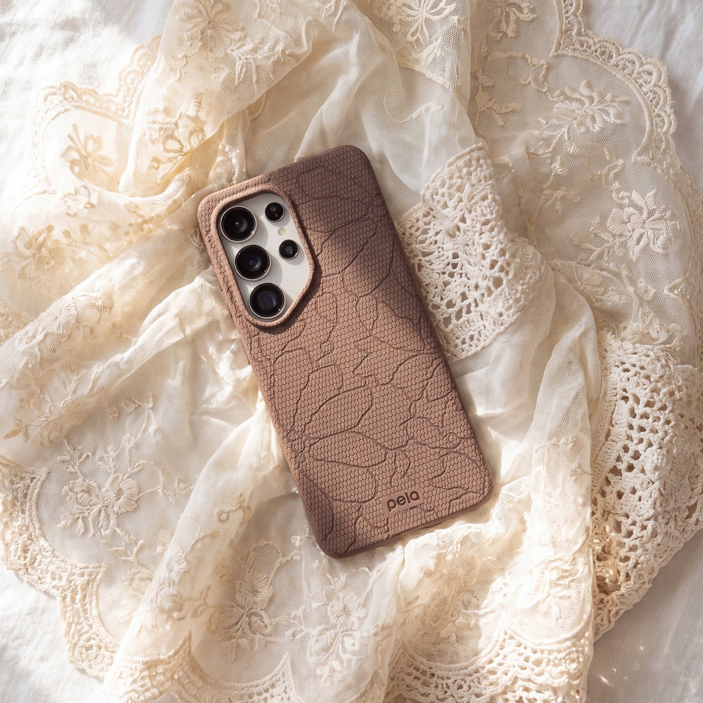 Chocolate Brown Lace Botanica Samsung Galaxy S26 Ultra Case