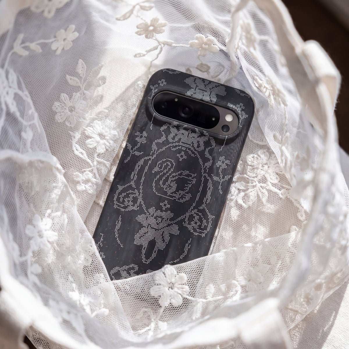 Black Studded Swan Google Pixel 10/10 Pro Case