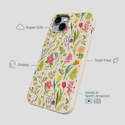 Seashell Bee Meadow iPhone 15 Plus Case