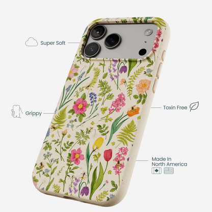 Seashell Bee Meadow iPhone 17 Pro Max Case