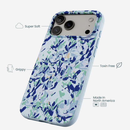 Powder Blue Blue Blooms iPhone 17 Pro Max Case