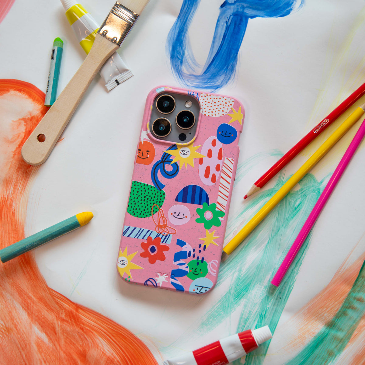 Bubblegum Pink Daydreaming iPhone 17 Case