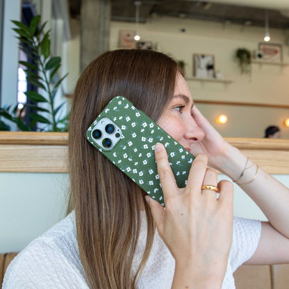 Forest Floor Ditzy Greens iPhone 17 Pro Max Case