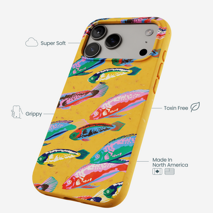 Honey Fish Friends iPhone 17 Pro Max Case