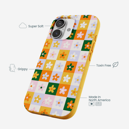 Honey Flower Tiles iPhone 17 Case