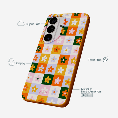 Honey Flower Tiles Samsung Galaxy S26 Case