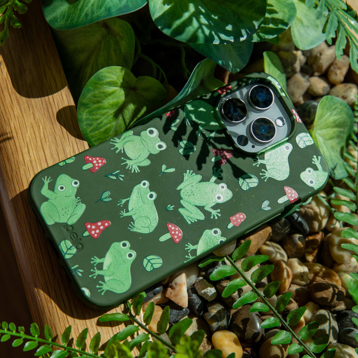 Forest Floor Frog Folk iPhone 16e/17e Case