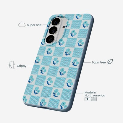 Powder Blue Garden Grid Samsung Galaxy S26 Case