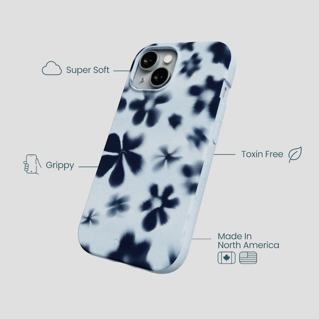 Powder Blue Hazy Daisies iPhone 14 Case