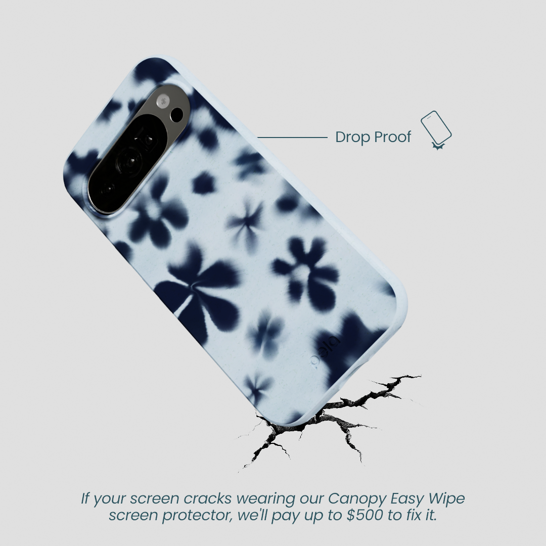 Powder Blue Hazy Daisies Google Pixel 10/10 Pro Case