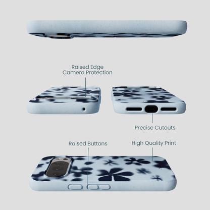 Powder Blue Hazy Daisies Google Pixel 10/10 Pro Case