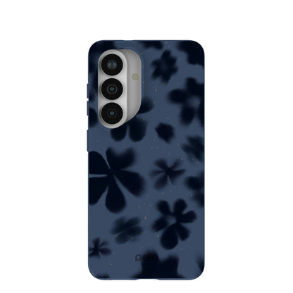 Navy Blue Hazy Daisies Samsung Galaxy S26 Case