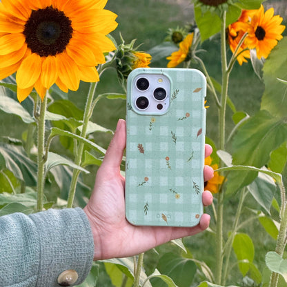 Sage Green Fall Gingham Google Pixel 10/10 Pro Case