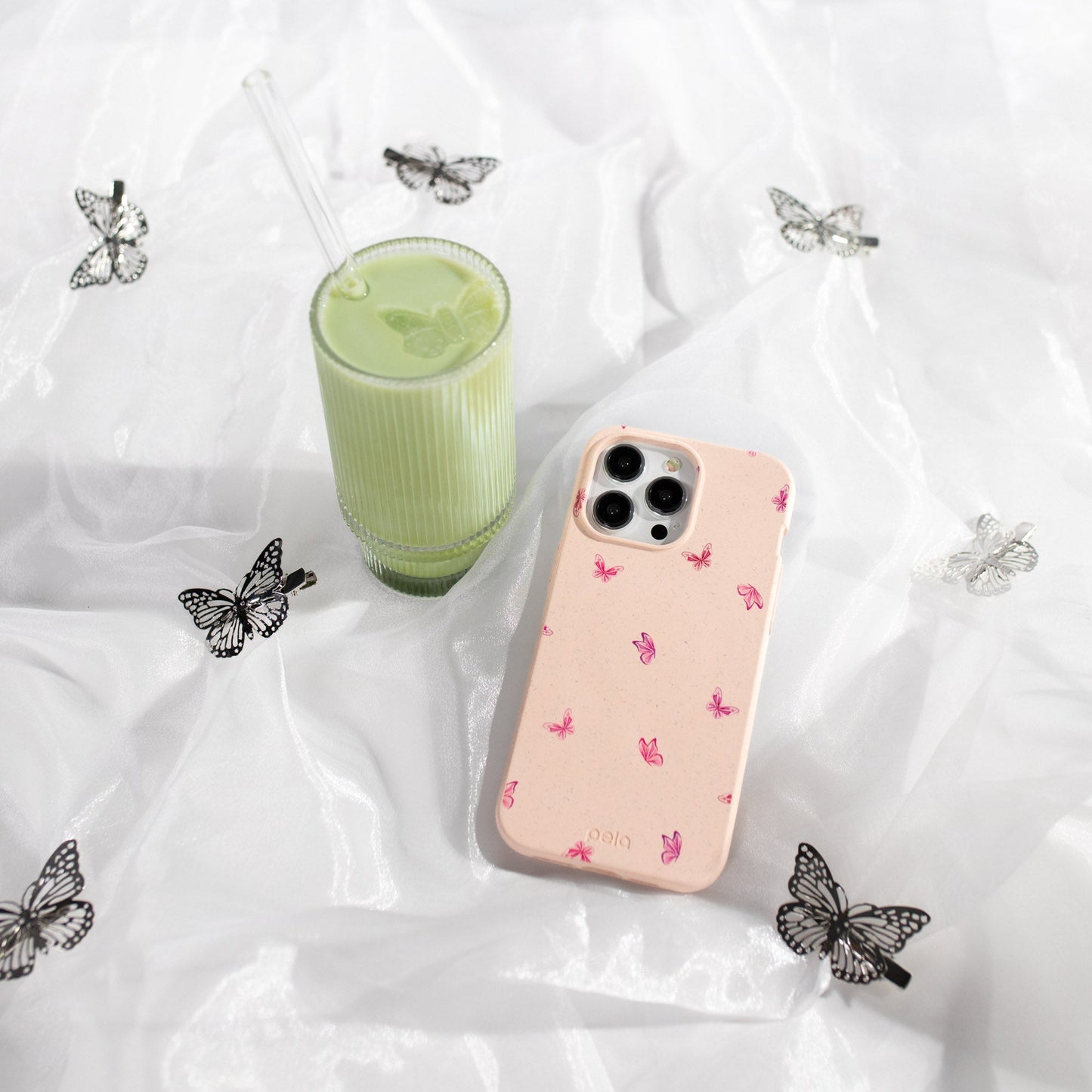 Seashell Lil Flutters iPhone 17 Pro Max Case