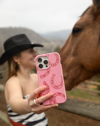 Bubblegum Pink Lucky Horseshoe Google Pixel 10 Pro XL Case