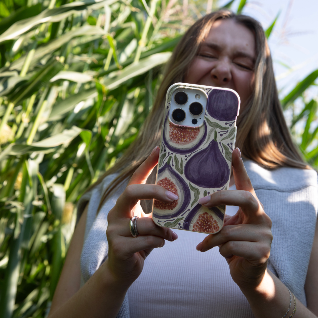 London Fog Fig Season iPhone 17 Case