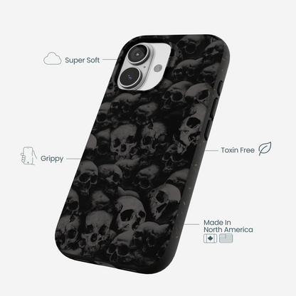 Black Skullyard iPhone 17 Case