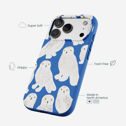 Electric Blue Snowy Owls iPhone 17 Pro Case
