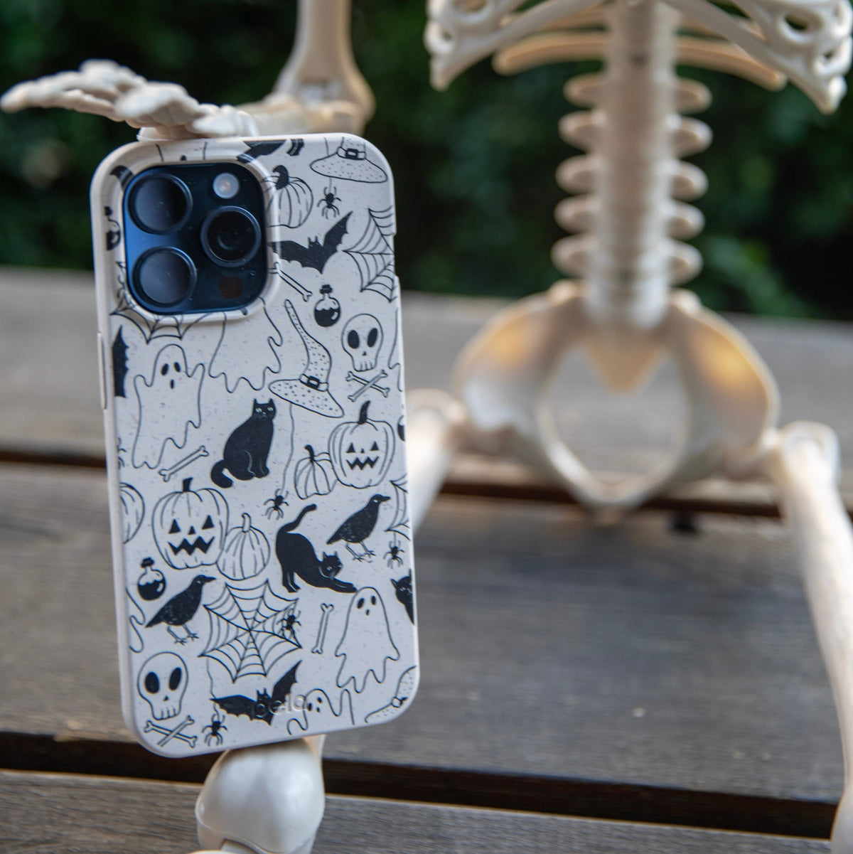 London Fog Sketchy Spirits Samsung Galaxy S26 Ultra Case