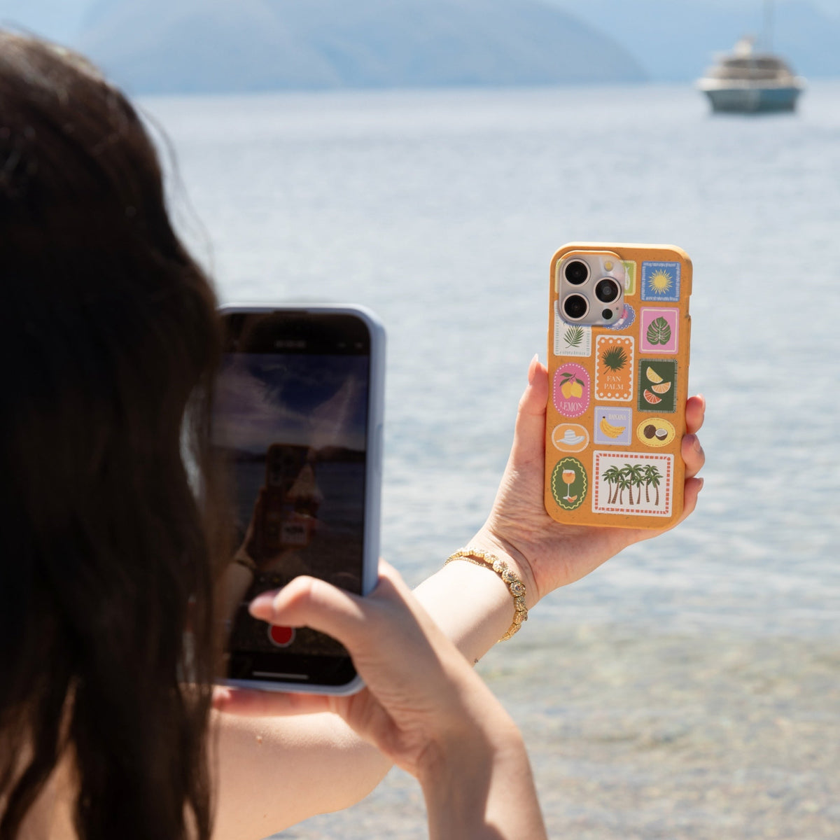 Honey Summer Paradise Google Pixel 10/10 Pro Case