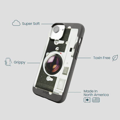 Black Vintage Camera iPhone 16e/17e Case