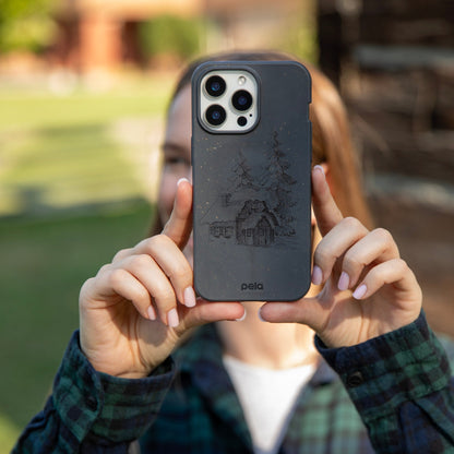 Black Lone Cabin Google Pixel 10/10 Pro Case