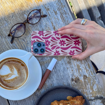 Seashell Flower Stack iPhone 17 Pro Max Case