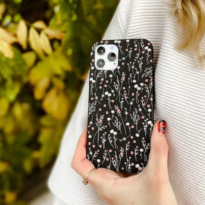 Black Night Garden Samsung Galaxy S26 Case